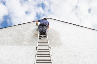 Peinture extérieure à la Tranche-sur-Mer — façades et ravalement